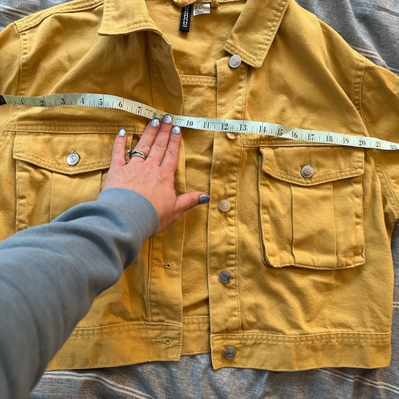 Yellow Cropped Jean Jacket - Picture 6 of 7